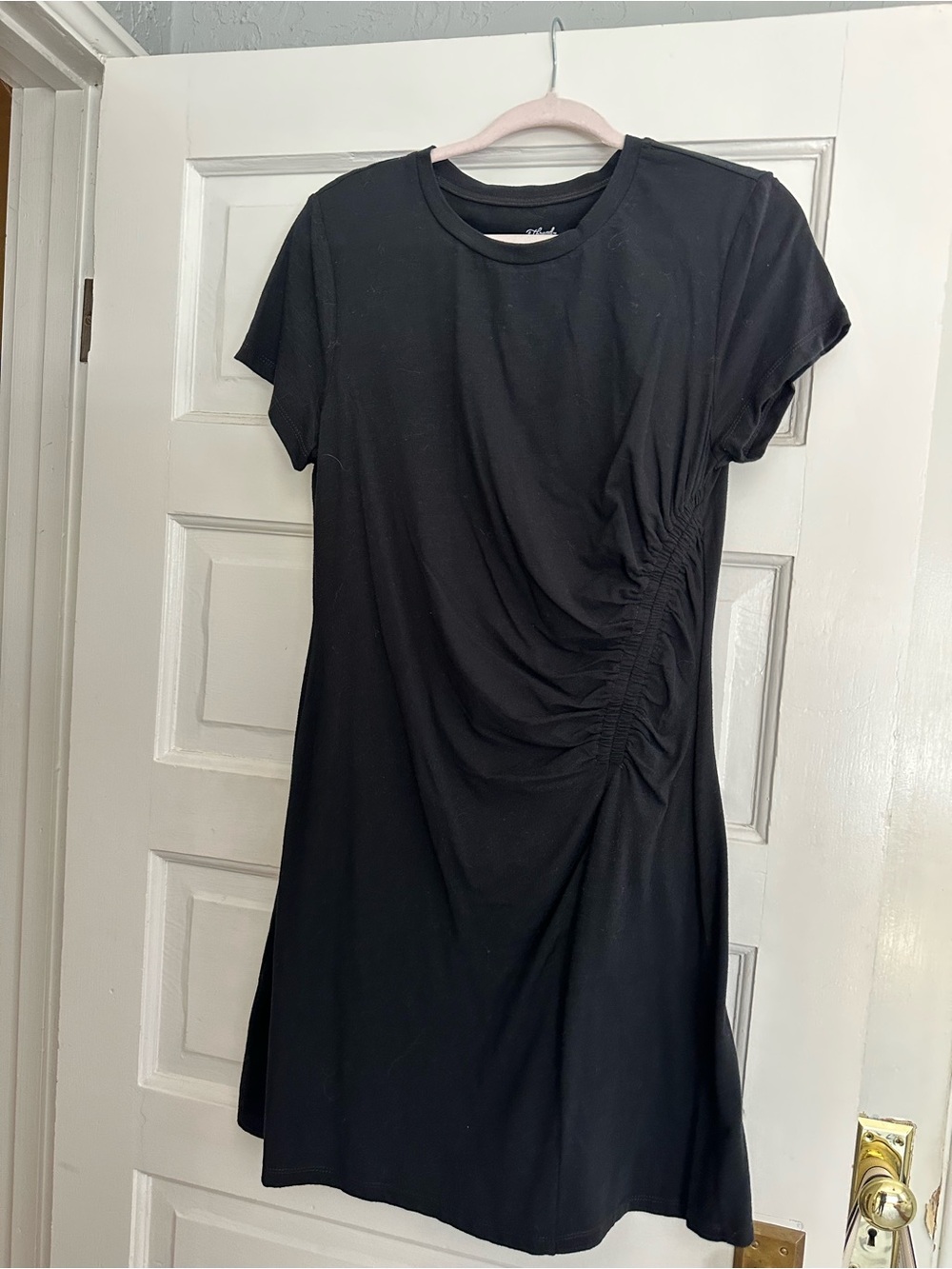 Universal Thread Black Ruched Side Short Sleeve Dress